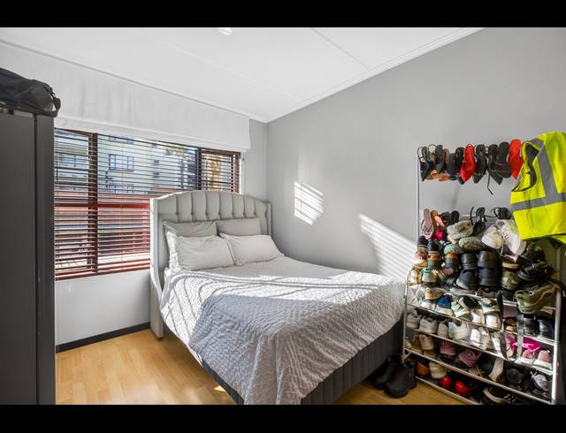 2 BEDROOM APARTMENT FOR SALE IN SUNNINGHILL
